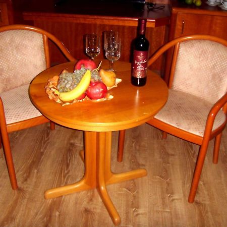 Hotel Nadikvari Tbilisi Bagian luar foto
